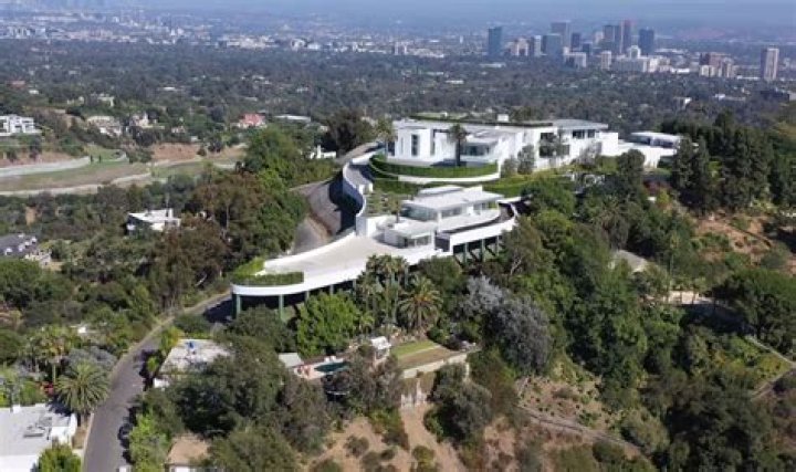 A One-Time $500 Million Bel Air Mansion Has Defaulted On Its Debt And Has Been Placed Into Receivership