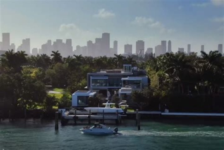 A Star Island Mansion Built With A Dental Pick Fortune Lists For $90 Million