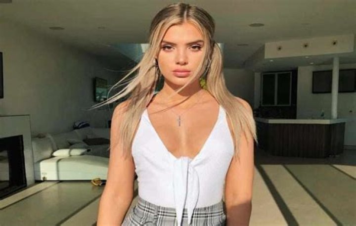Alissa Violet Net Worth | Celebrity Net Worth