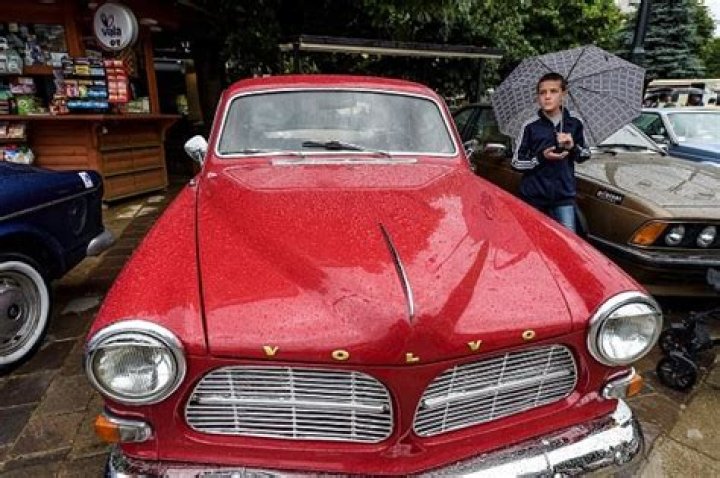 Billionaires Who Drive Cheap Cars