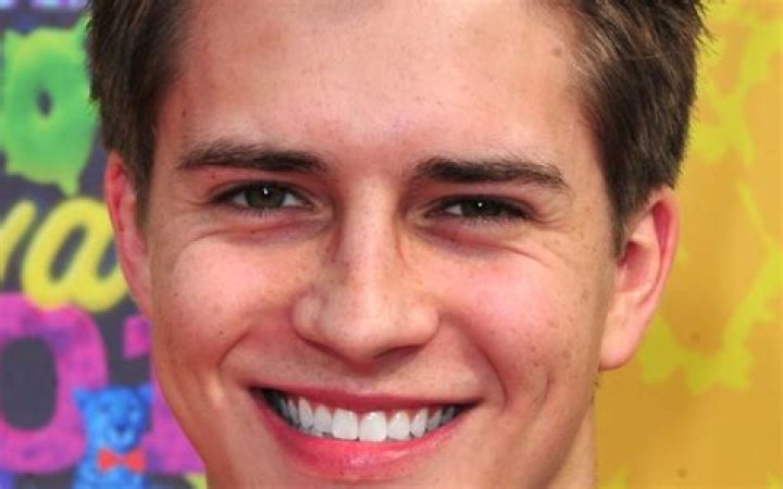 Billy Unger Net Worth | Celebrity Net Worth