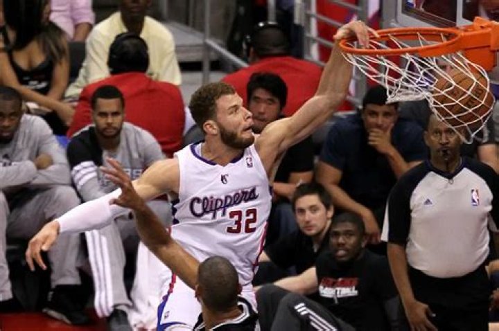 Blake Griffin Just Earned Himself Millions Of Additional Dollars By Re-Signing With The Clippers