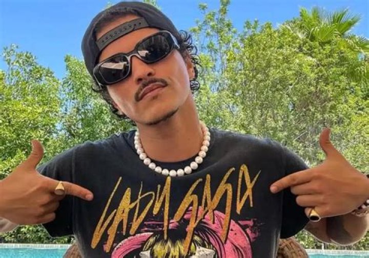 Bruno Mars Net Worth | Celebrity Net Worth