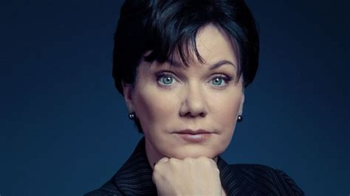 Candice DeLong Net Worth | Celebrity Net Worth