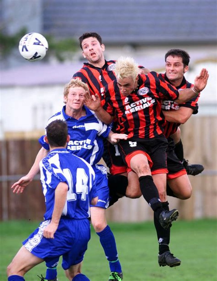 Carl Bennett Net Worth | Celebrity Net Worth