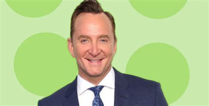 Clinton Kelly Net Worth | Celebrity Net Worth