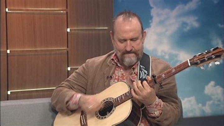 Colin Hay Net Worth | Celebrity Net Worth