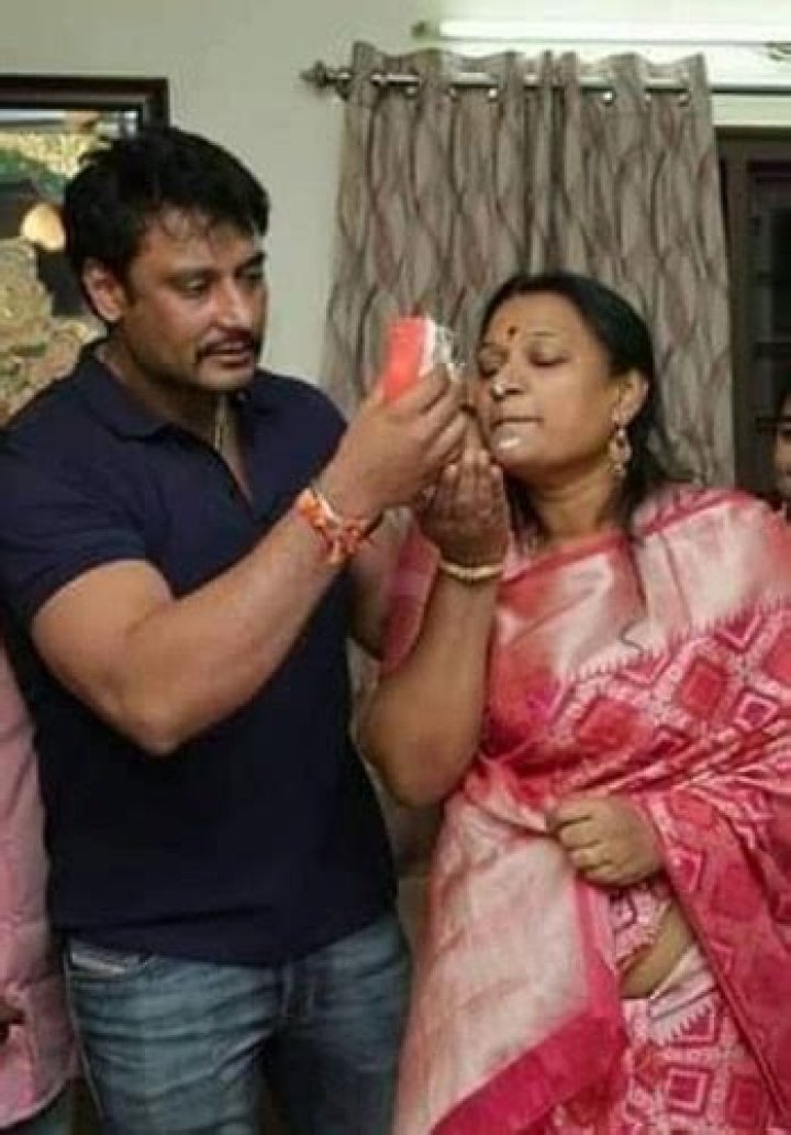 Darshan Thoogudeep Net Worth | Celebrity Net Worth