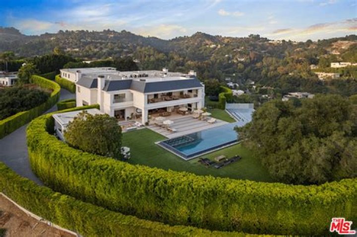 Controversial Developer Mohamed Hadid Is Building A $250 Million Beverly Hills Mansion On Spec