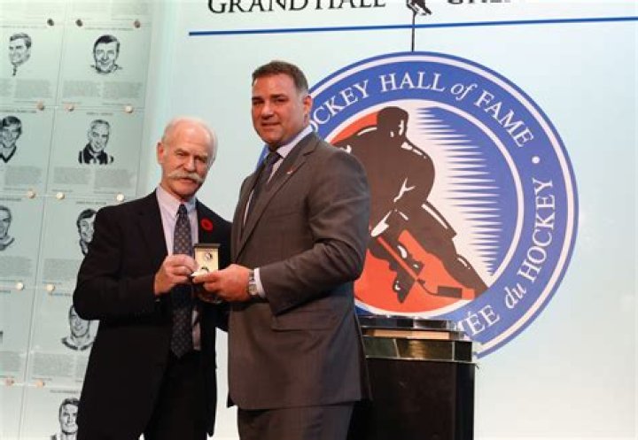 Eric Lindros Net Worth | Celebrity Net Worth