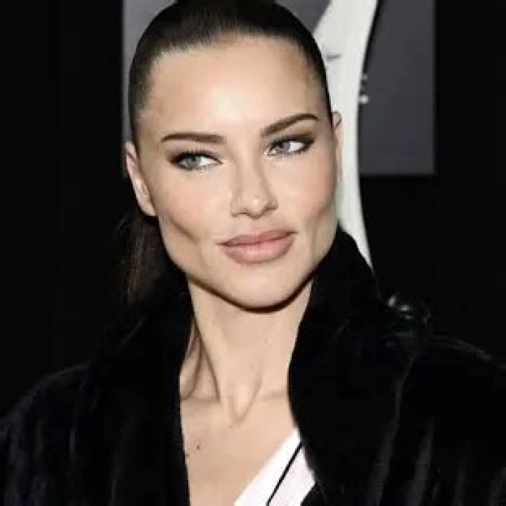 Fernanda Lima Net Worth | Celebrity Net Worth