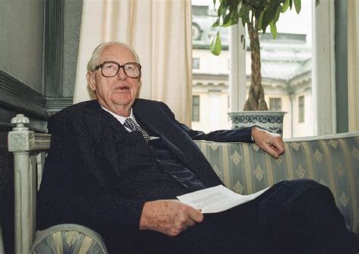 Hans Rausing Net Worth | Celebrity Net Worth