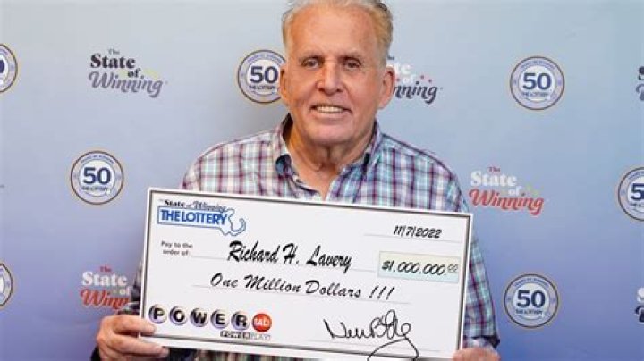 Tom Shadyac Made $50 Million Directing Blockbusters Like "Ace Ventura"... Then Gave It All Away And Moved Into A Trailer Park