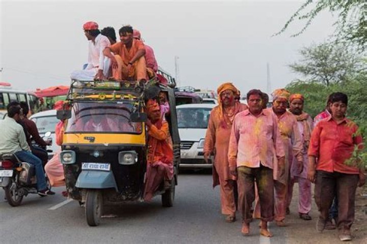 How A Bangladeshi Rickshaw Driver Became A Billionaire - Temporarily