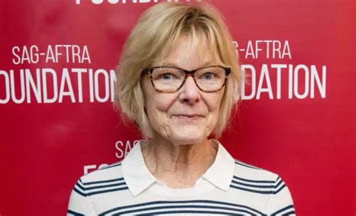 Jane Curtin Net Worth | Celebrity Net Worth