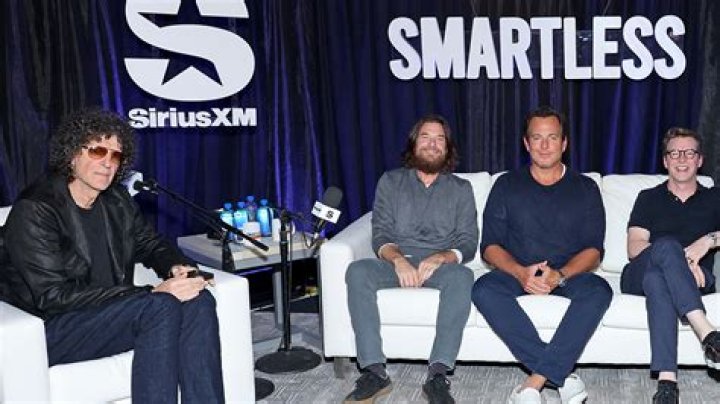 Jason Bateman, Will Arnett, And Sean Hayes Sign $100 Million Deal With SiriusXM For Their "SmartLess" Podcast