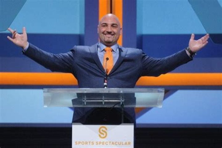 Jay Glazer Net Worth | Celebrity Net Worth
