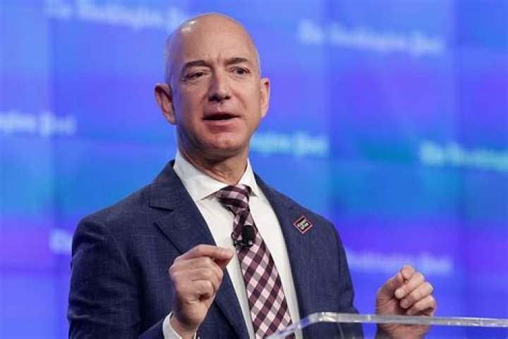 Jeff Bezos Just Passed Warren Buffett To Become The Third Richest Person In The World