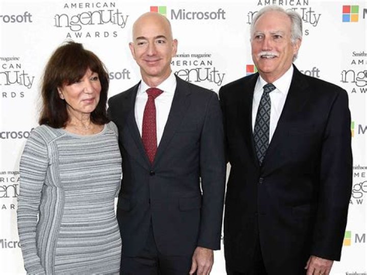 In 1995, Jeff Bezos' Parents Invested $245,573 Into His Fledgling Company "Amazon." Today They Are Almost Certainly Secret Billionaires