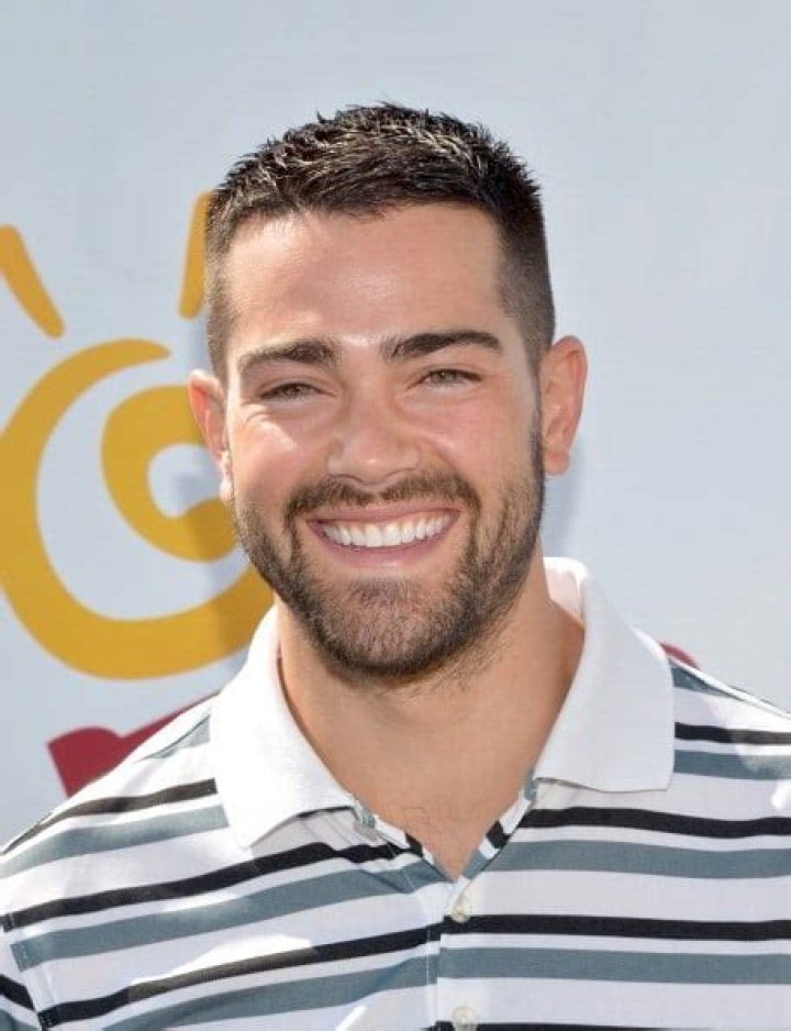 Jesse Metcalfe Net Worth | Celebrity Net Worth