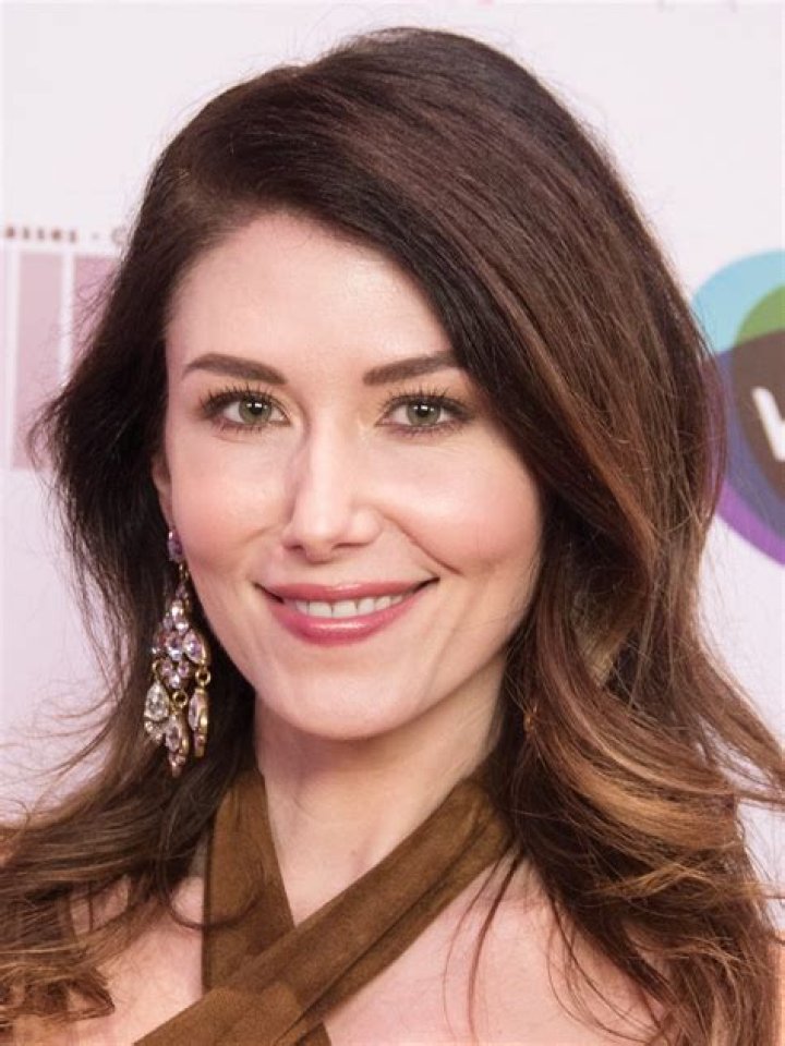 Jewel Staite Net Worth | Celebrity Net Worth
