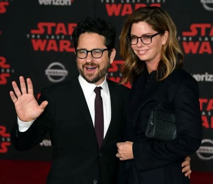 JJ Abrams REJECTS $500 Million Apple Deal For $250 Warner Deal...Why?