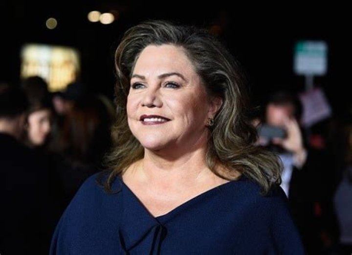 Kathleen Turner Net Worth | Celebrity Net Worth