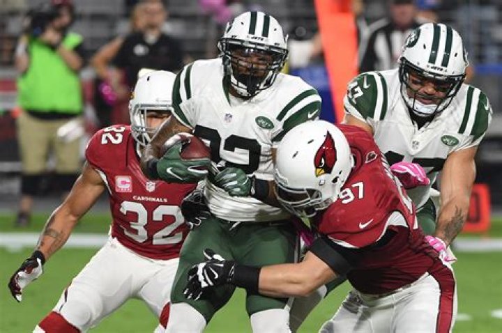 Kellen Davis Net Worth | Celebrity Net Worth