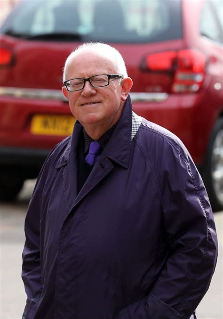 Ken Morley Net Worth | Celebrity Net Worth