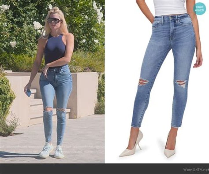 Khloe Kardashian's Denim Line Sold An Unbelievable Number Of Jeans On Launch Day