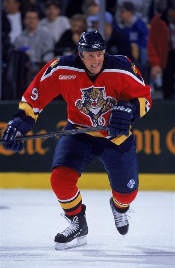 Len Barrie Net Worth | Celebrity Net Worth