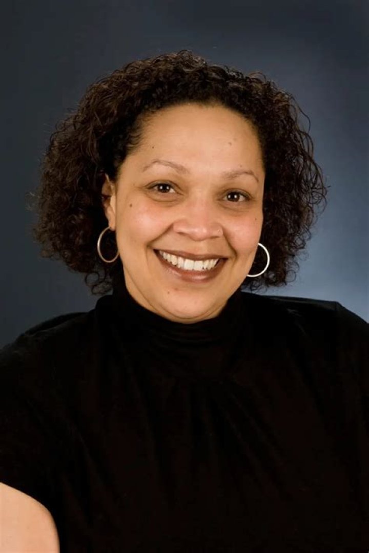 Leslie Alexander Net Worth | Celebrity Net Worth