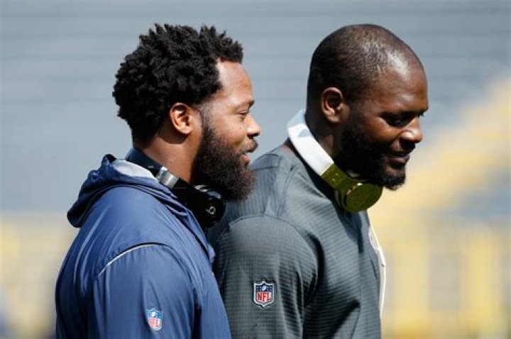 Martellus Bennett Net Worth | Celebrity Net Worth