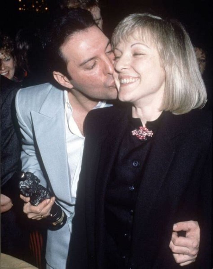 Mary Austin Net Worth | Celebrity Net Worth