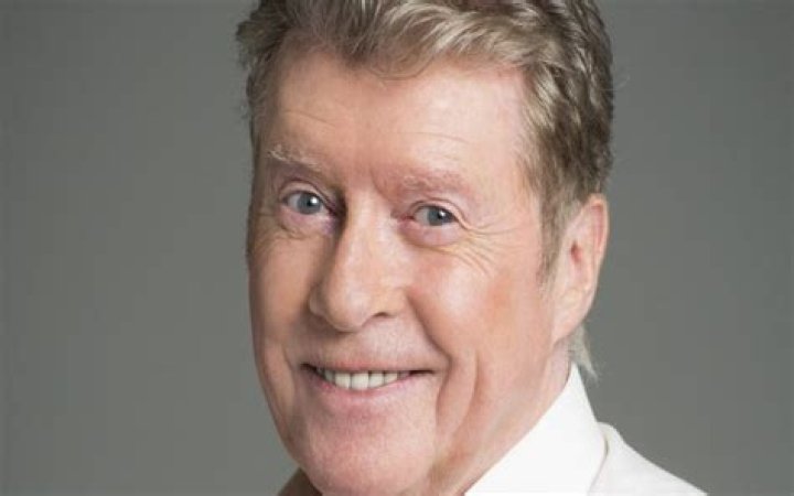 Michael Crawford Net Worth | Celebrity Net Worth