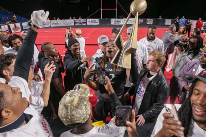 Mike Conley Just Signed The Largest Contract In NBA History