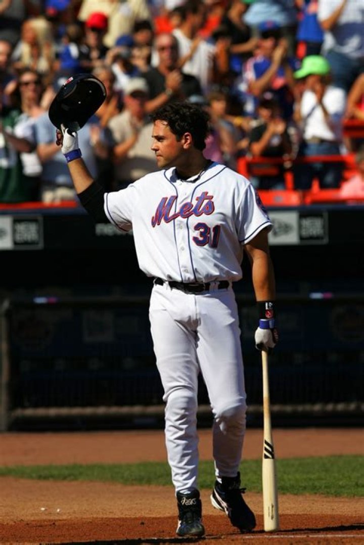 Mike Piazza Net Worth | Celebrity Net Worth