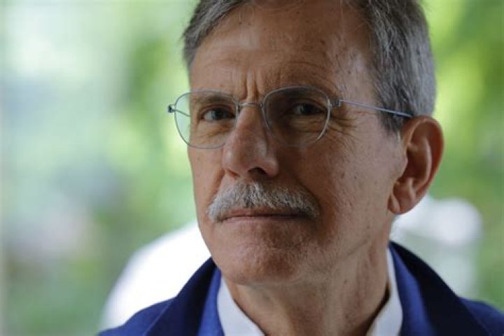 Moderna Billionaire/Harvard Professor Tim Springer Makes $210 Million Donation To His Own Nonprofit Research Organization