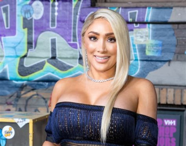 Nikki Mudarris Net Worth | Celebrity Net Worth