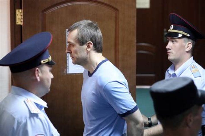 Whoops. $122 Million In Cash Found Hidden In The Apartment Of Russia's Anti-Corruption Agency Czar