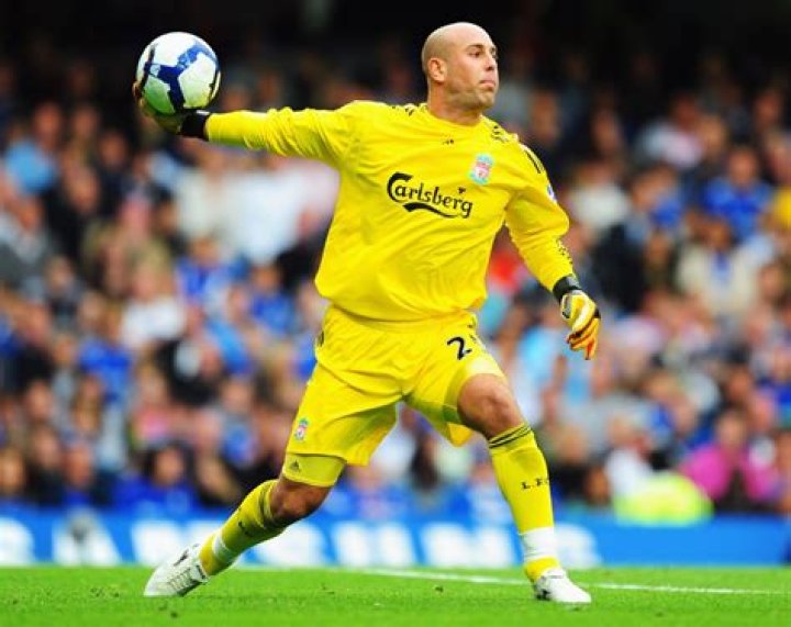 Pepe Reina Net Worth | Celebrity Net Worth