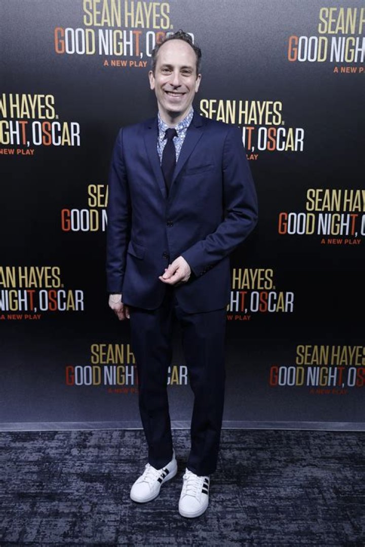 Peter Grosz Net Worth | Celebrity Net Worth