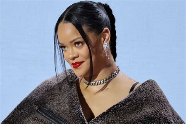 Rihanna Net Worth | Celebrity Net Worth