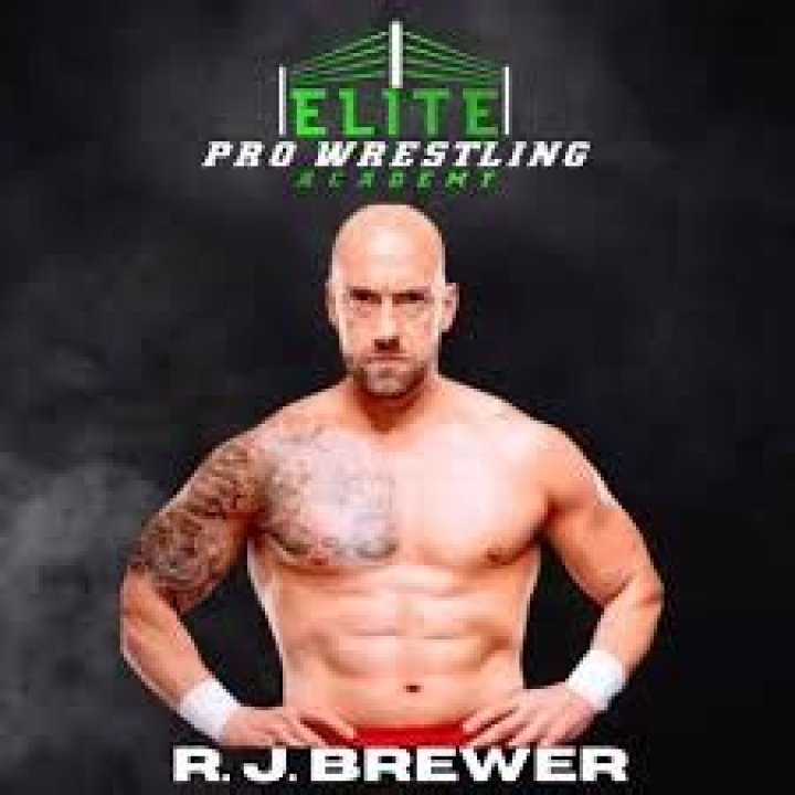 RJ Brewer Net Worth | Celebrity Net Worth