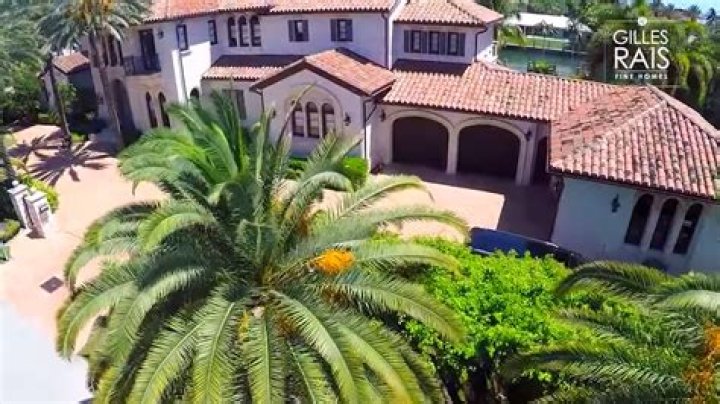 Scottie Pippen Has Been Trying To Sell This Opulent Florida Mansion For Over A Decade