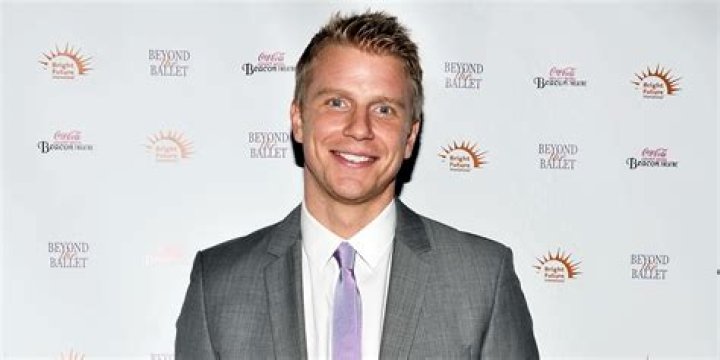 Sean Lowe Net Worth | Celebrity Net Worth