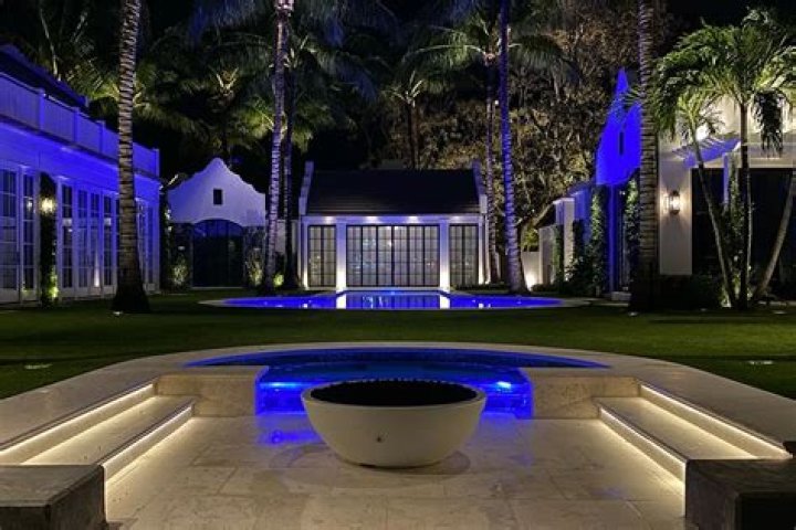 Sylvester Stallone Might Take A $300K Right Hook On His Palm Springs Mansion