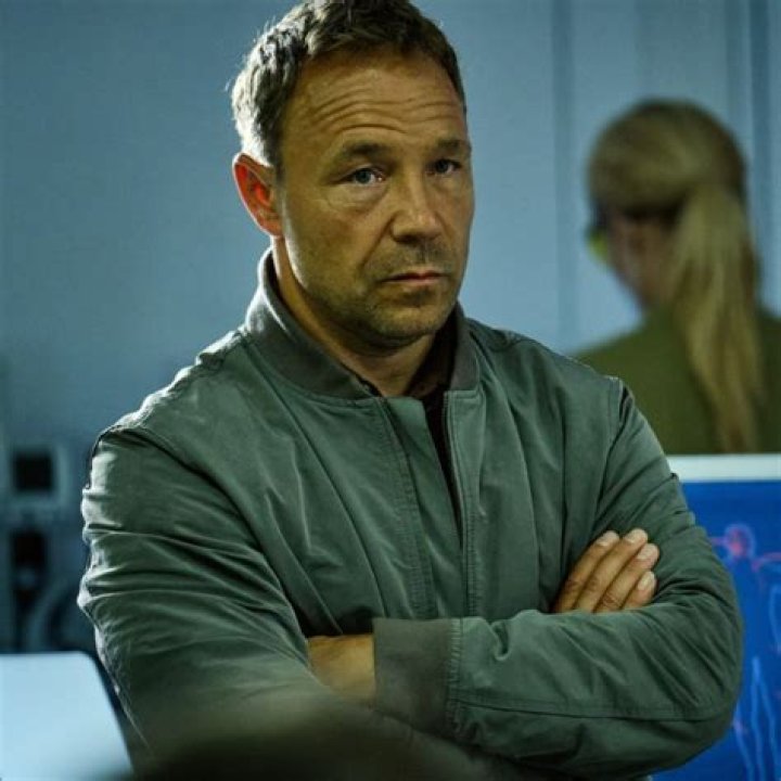 Stephen Graham Net Worth | Celebrity Net Worth