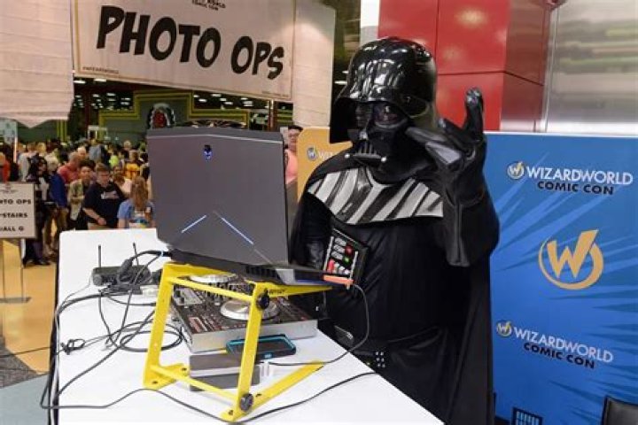 Thanks To Fan Conventions, Stars Can Make Hundreds Of Thousands Of Dollars Per Weekend