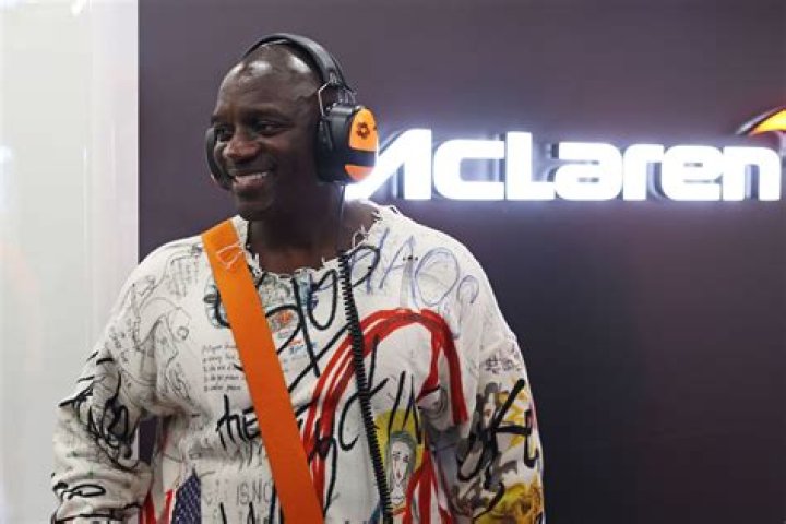 Travis Barker Asks For Spousal Support Reduction, Claims $1.4 Million Income Drop